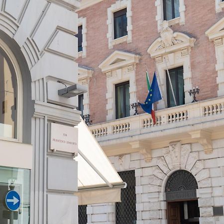 Appartement Relais Palazzo Olimpia - Corso Vittorio Emanuele à Salernes Extérieur photo